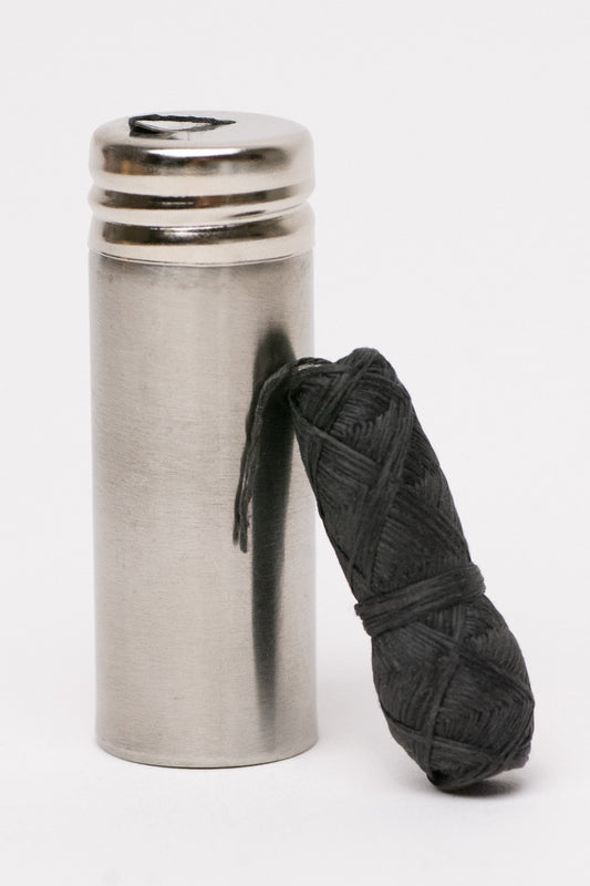 Charcoal Floss - Stainless Steel Holder - No Tox Life®