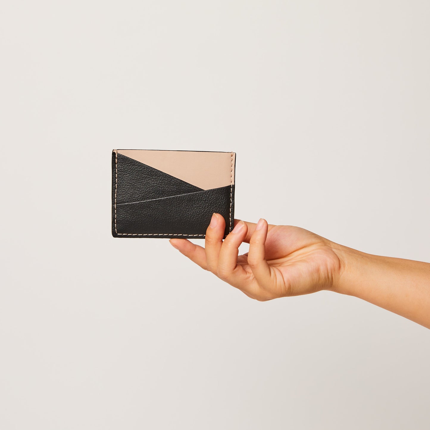 Gala Puzzle Cardholder (Black / Cream)