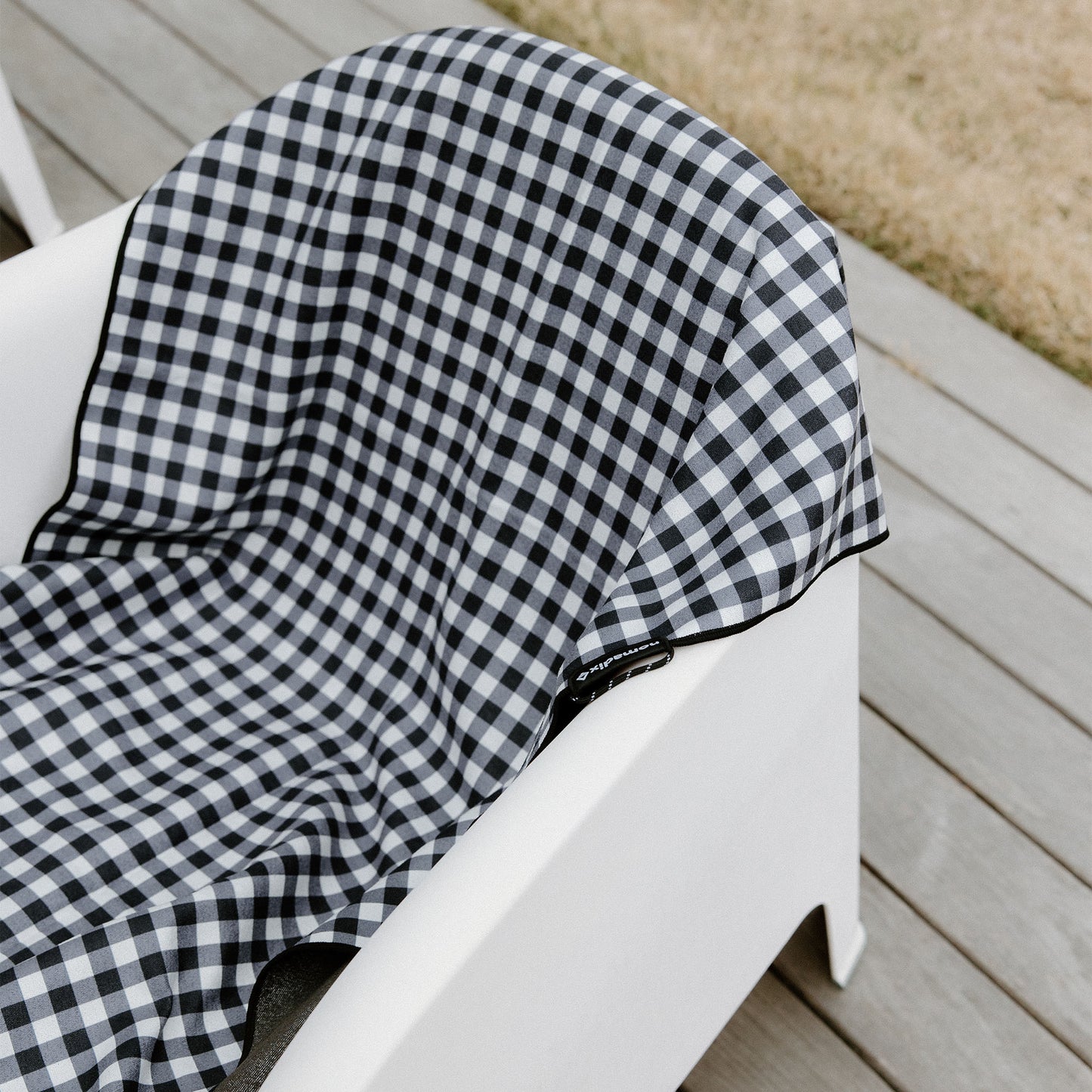 Original Towel: Gingham Black