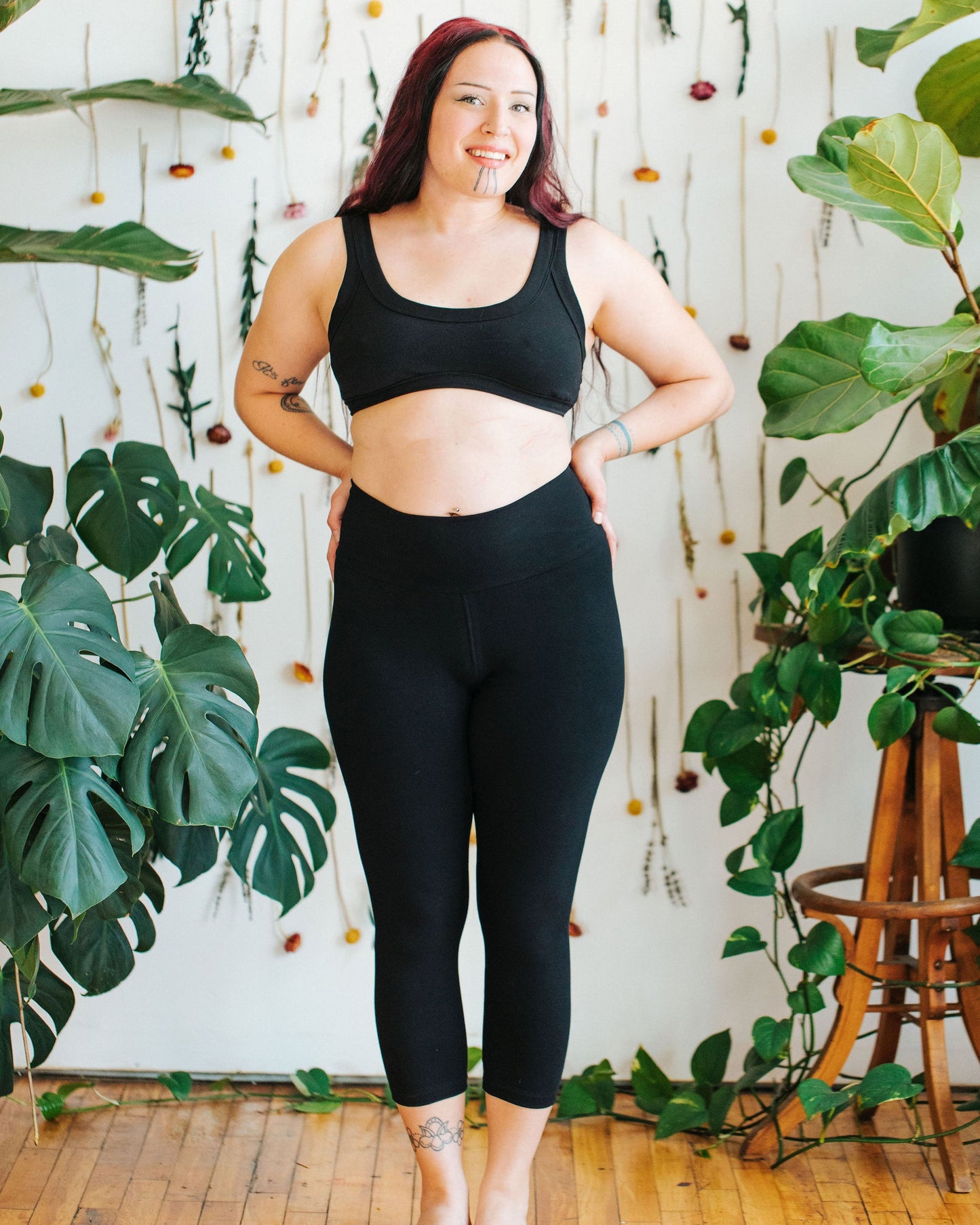 High Rise 3/4 Length Leggings Plain Black