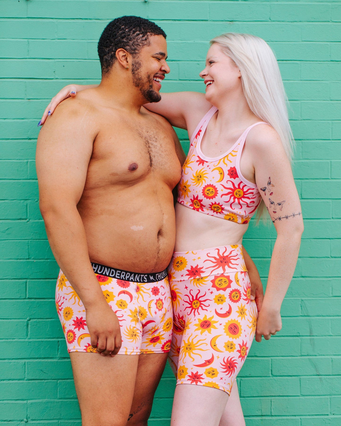 High Rise Bike Shorts Luna y Sol