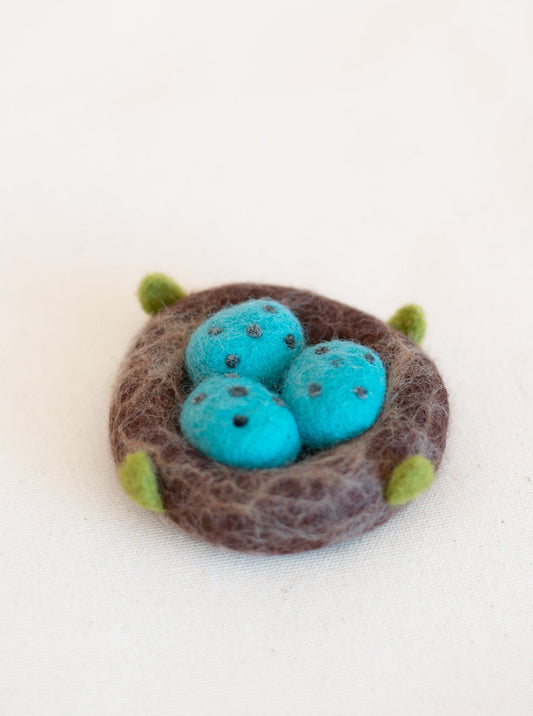 ROBIN'S NEST WOOL DOG & CAT TOY