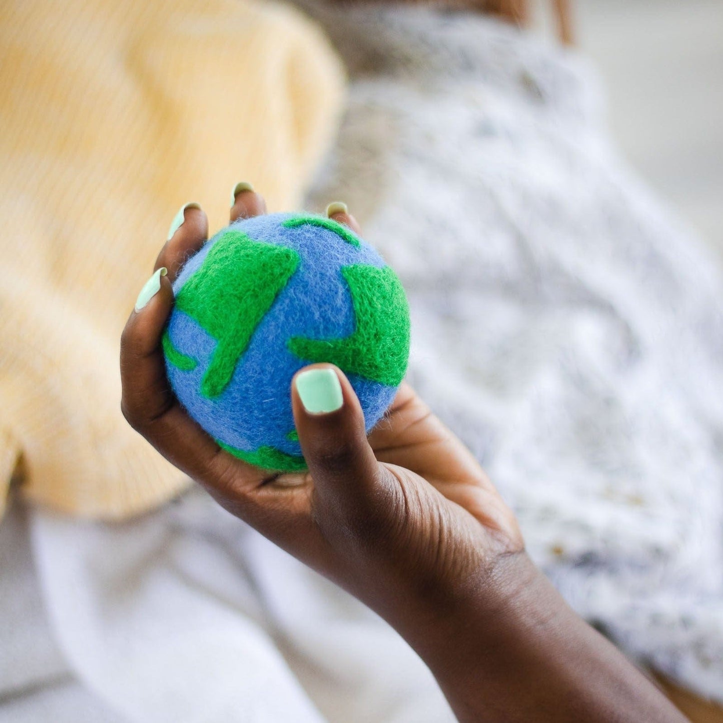 Mama Earth Dryer Balls