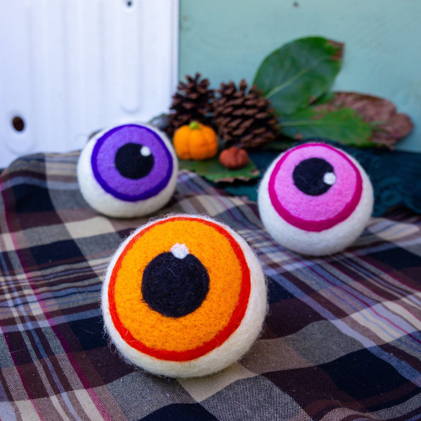 Pink Eerie Eyeballs - Limited Edition Dryer Balls