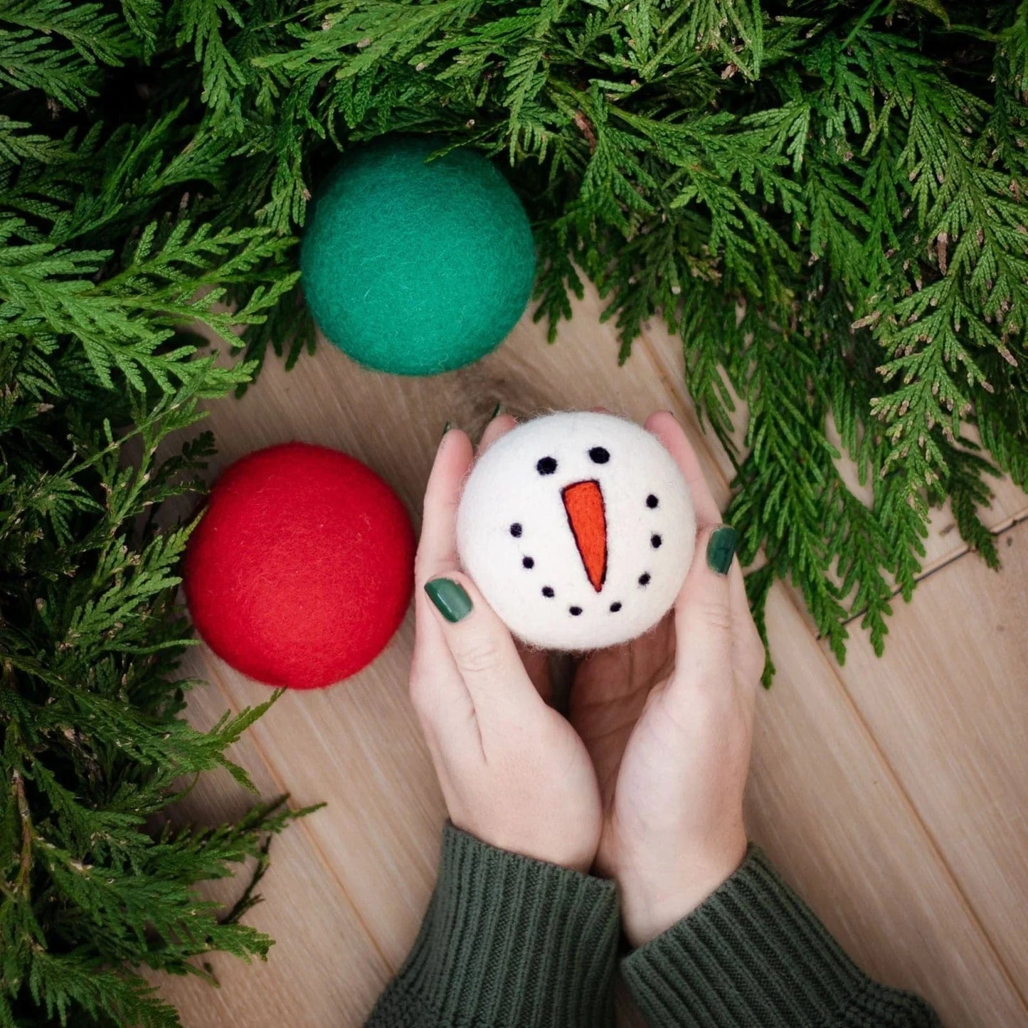 Vintage Holidays - Red Dryer Balls