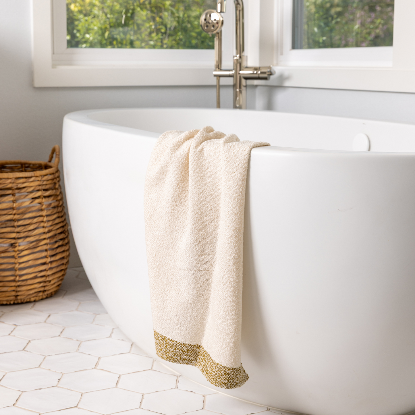 Luxe CleanBamboo® PLNTboucle™ Boucle Towel